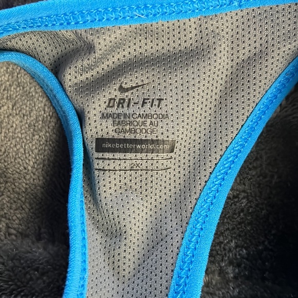 Nike Dry Fit Plus Size workout tank - Picture 7 of 10